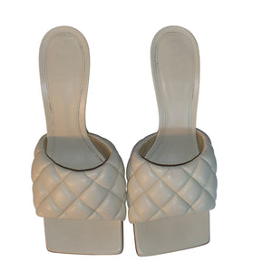 Bottega Veneta Quilted Cream Lido Mules Size 7 US / 37 EU